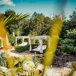 Hotel Wellness & Kaskady Sliač