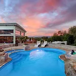 Wellness & Kaskady Hotel