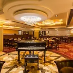Hotel Wellness & Kaskady 4*