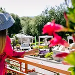 Wellness & Kaskady Hotel 4*