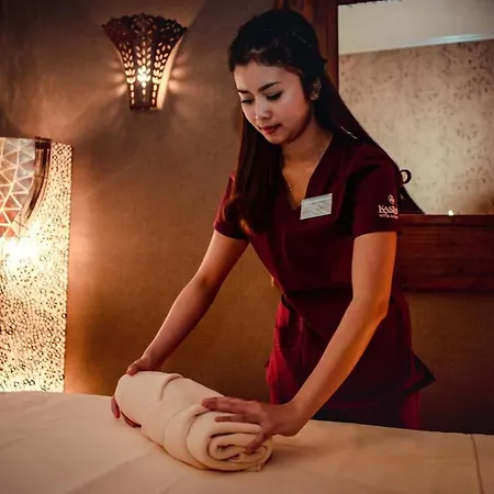 Wellness & Kaskady Otel Sliač