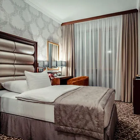 Wellness & Kaskady 4* Sliač