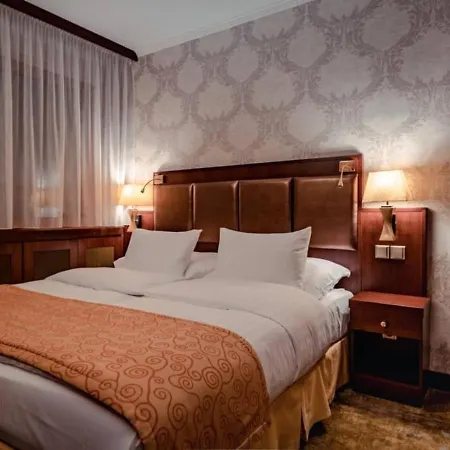 Wellness & Kaskady Otel