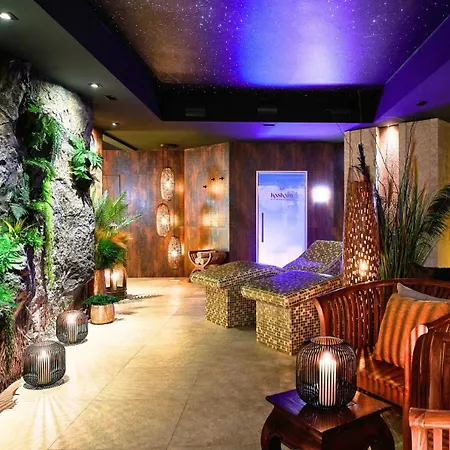 Otel Wellness & Kaskady 4*