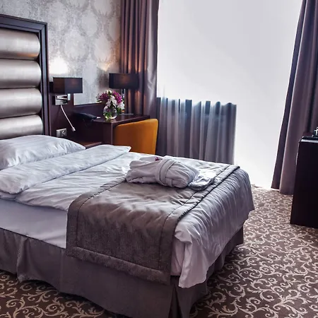 Wellness & Kaskady 4* Sliač