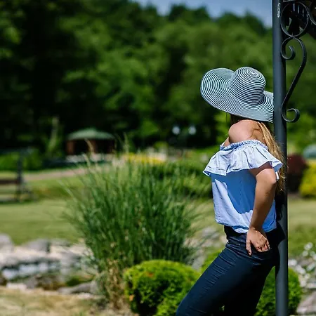 Wellness & Kaskady Hotel