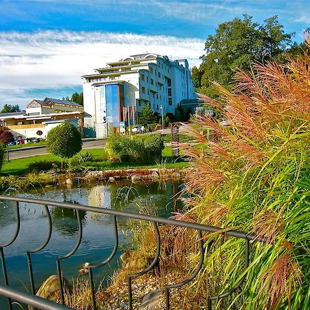 Wellness & Kaskady Hotel 4*