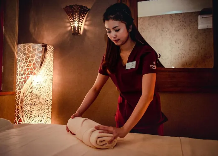 Wellness & Kaskady Otel Sliač