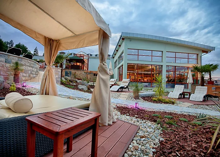 Wellness & Kaskady Otel Sliač