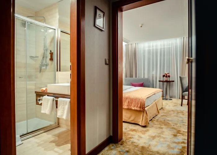 Wellness & Kaskady 4* Sliač